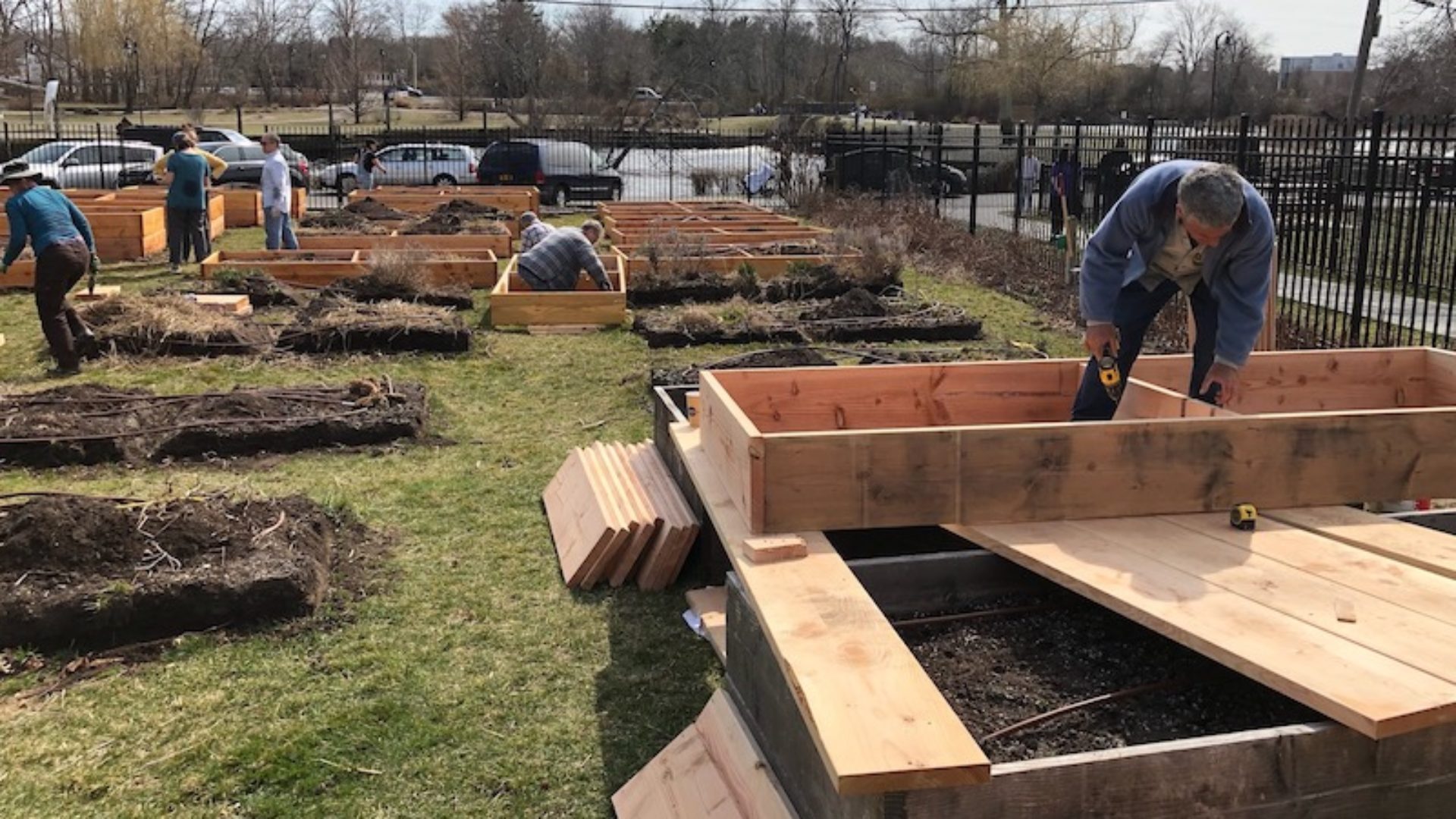 Sheet Metal Union Pitches in to Build New Beds for Downtown Community Garden